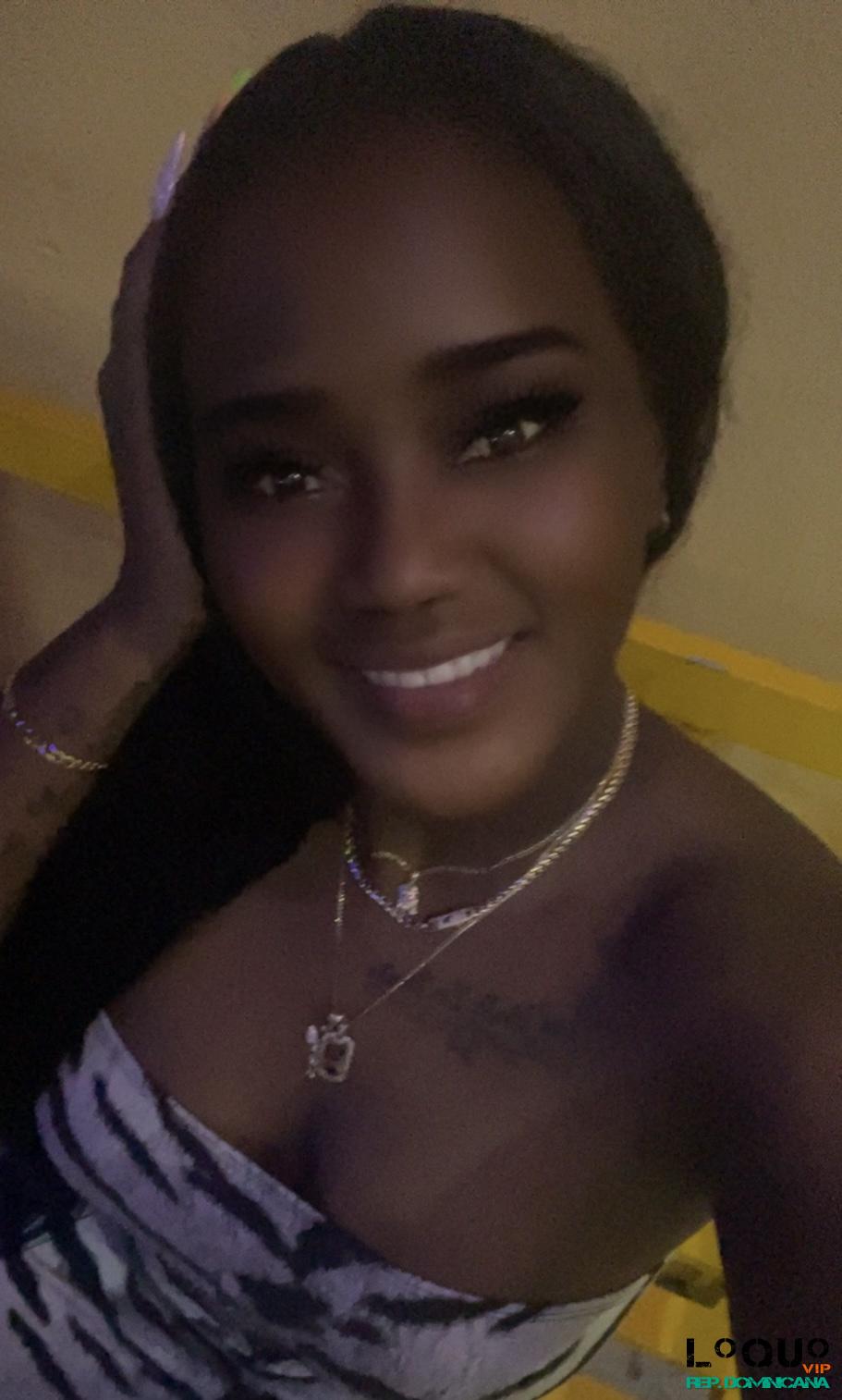 Putas Santiago: Negrita bella