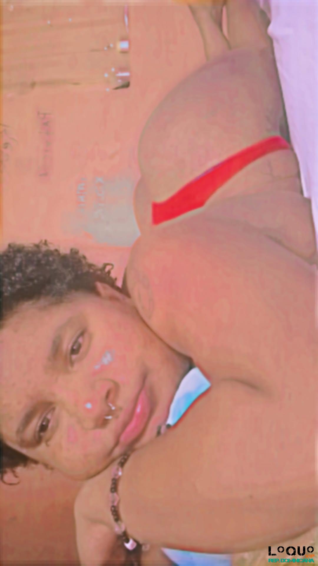 Putas Santo Domingo: Morenita sexy perrita bien sumisa